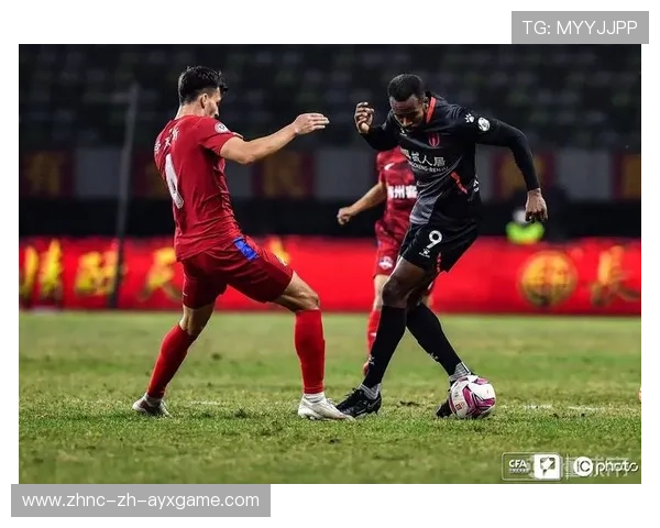 成都蓉城外线贴地球非常刁钻，让全场紧张升级