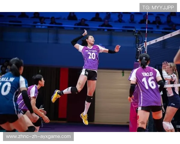 天津女排王倩连续扣球得分，赛季状态火热